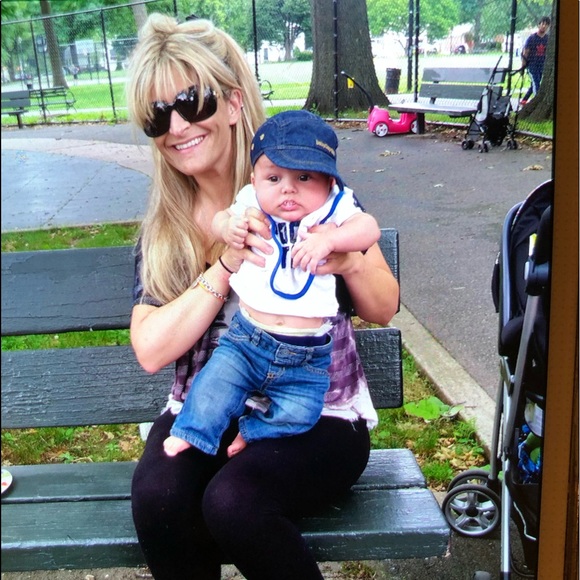 Meet your Posher, Danielle - Picture 9 of 16